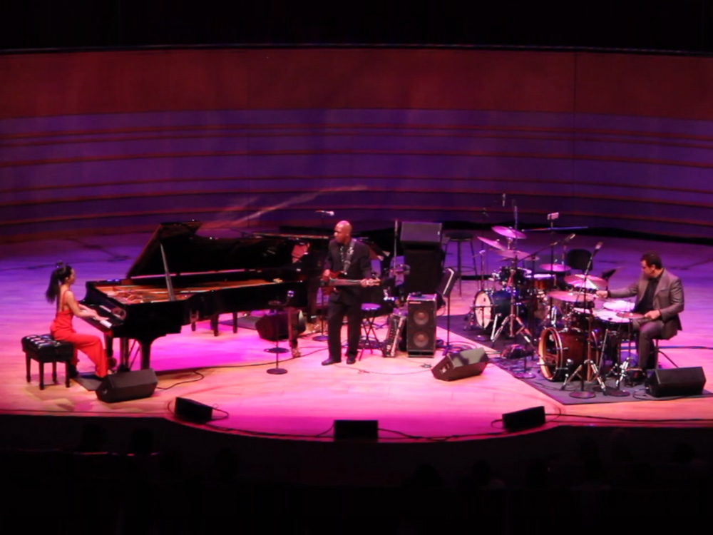 Yuko Mabuchi Trio and Branford Marsalis Quartet great jazz ushered in the New Year in Orange County.