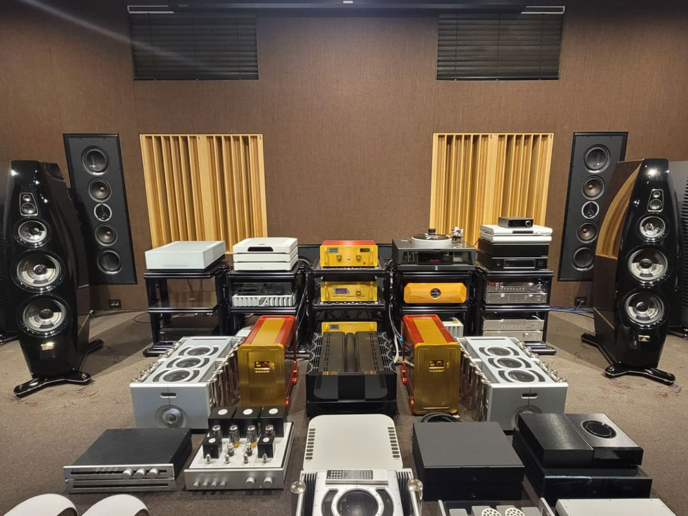 Dohmann Audio Post Selekt Audio exhibits at the Fullrange Audio Expo Seoul Show